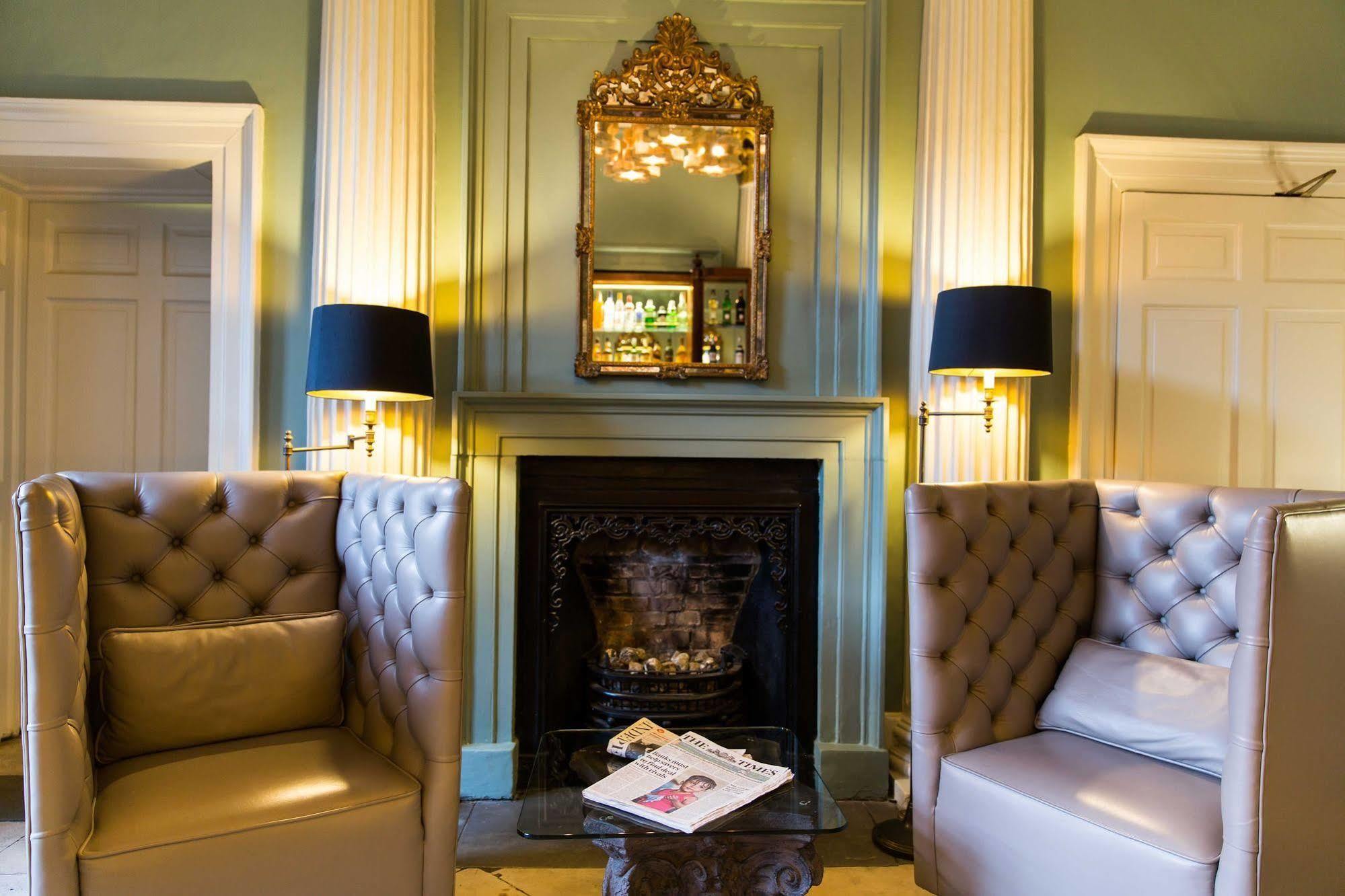 Judge's Lodging York Eksteriør billede The Drawing Room at The Old Bank Hotel